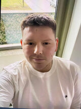 Foto pengguna Adik1646