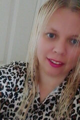 Foto pengguna mskaklaudia991