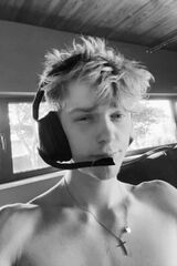 Foto pengguna Radek9999y