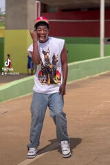 Foto pengguna ezekielopoku4193