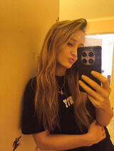 Foto pengguna Hekaatee