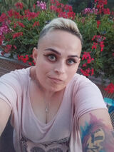 Foto pengguna Elwere1309