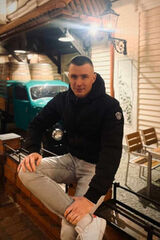 Foto pengguna Tomeek1123