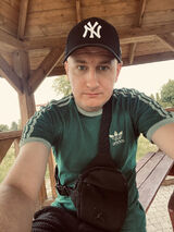 Benutzerfoto zv8v76ty5m