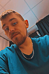 Foto pengguna DaanieL98