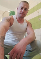 Foto pengguna Michaaalll3