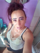 Foto pengguna Kinia1234567891111