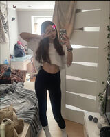 Foto pengguna nikolciaeee