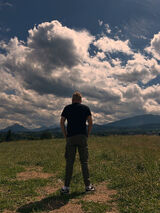 Foto pengguna Siiiwy944