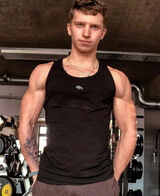 Foto pengguna Aleksx1312