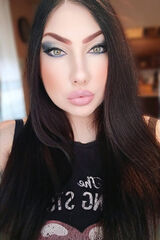 Фото користувача emilyzet