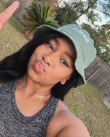 Fotos poppydawson326