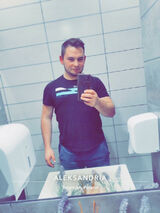 Foto pengguna piotrek1196