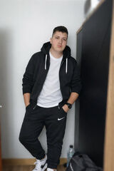 Foto pengguna CraZzOfficjal7