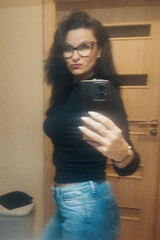 Foto pengguna malamonia559