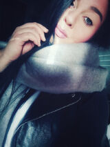 Foto pengguna Karolinaa648