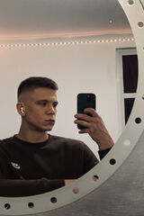 Foto pengguna Lighthixm