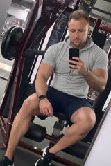 Foto pengguna adrianpeno