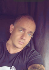 Foto pengguna Adam1980x