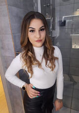 Foto pengguna Hania83n