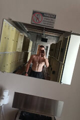 Foto pengguna Hhhnnn7