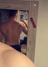 Foto pengguna lukiii9869