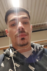 Foto pengguna Polsky95