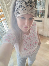 Foto pengguna Karoliba34