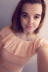 Foto pengguna asienka996