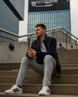 Benutzerfoto Adrian2243