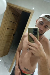 Foto pengguna DawidCk95