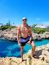 Foto pengguna Emes91