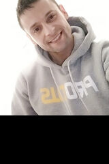 Foto pengguna Ramirez123