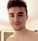 Foto pengguna letslegit