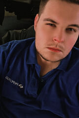 Foto pengguna kamil300001995