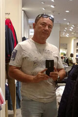 Foto pengguna TomCioxyz