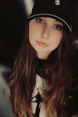 Foto pengguna Dolka5554