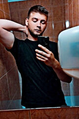 Foto pengguna xsw21qaz098