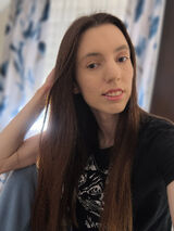 Foto pengguna karolina200111