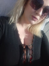 Foto pengguna sandrina12341997