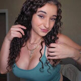 Foto pengguna alicenaomi796