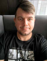 Foto pengguna Stanley95