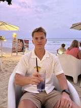 Foto pengguna Malini