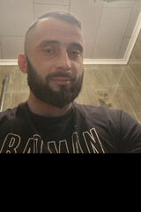 Foto pengguna Rahhgthgfhjjnjjj