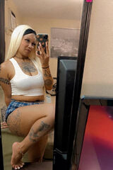 Фото користувача creamystephanie80