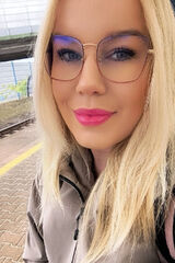 Foto pengguna LaUrAa43