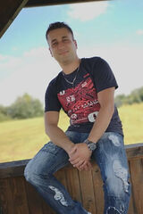 Foto pengguna Saja1991