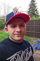 Foto pengguna UKHugo189