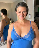 Foto pengguna curiouscarly