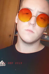 Foto pengguna m57889450